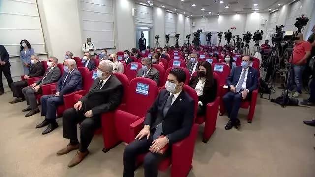Bahçeli: 'Siyaseti gladyatör arenasına dönüştürmek akıl harcı değildir' Bahçeli: 'Siyaseti gladyatör arenasına dönüştürmek akıl harcı değildir'