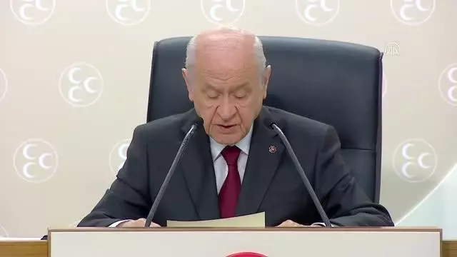 Bahçeli: 'Siyaseti gladyatör arenasına dönüştürmek akıl harcı değildir' Bahçeli: 'Siyaseti gladyatör arenasına dönüştürmek akıl harcı değildir'