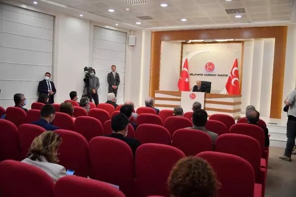 Bahçeli: 'Siyaseti gladyatör arenasına dönüştürmek akıl harcı değildir' Bahçeli: 'Siyaseti gladyatör arenasına dönüştürmek akıl harcı değildir'