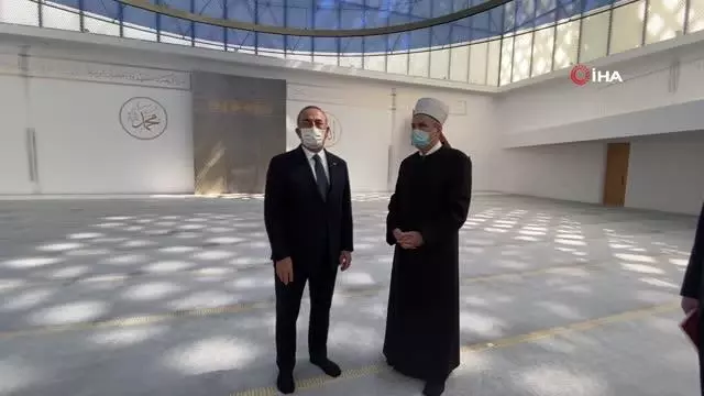 - Bakan Çavuşoğlu'ndan Lübliyana Camisi ve İslam Kültür Merkezi'ne ziyaret - Bakan Çavuşoğlu'ndan Lübliyana Camisi ve İslam Kültür Merkezi'ne ziyaret