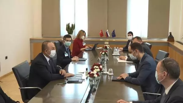 Son dakika haber... Bakan Çavuşoğlu, Slovenya Dışişleri Bakanı Logar ile görüştü Son dakika haber... Bakan Çavuşoğlu, Slovenya Dışişleri Bakanı Logar ile görüştü