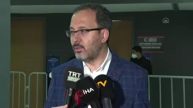 Bakan Kasapoğlu, Anadolu Efes-Real Madrid maçının ardından açıklamalarda bulundu Bakan Kasapoğlu, Anadolu Efes-Real Madrid maçının ardından açıklamalarda bulundu