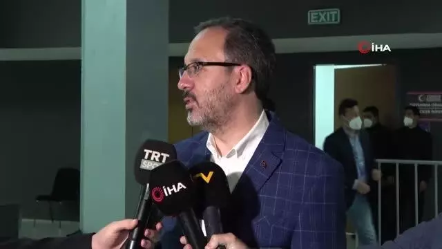 Bakan Kasapoğlu: 'Final-Four'a kalan Anadolu Efes'i tebrik ederim' Bakan Kasapoğlu: 'Final-Four'a kalan Anadolu Efes'i tebrik ederim'