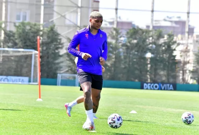 Başakşehir, Sivasspor maçı hazırlıklarına başladı Başakşehir, Sivasspor maçı hazırlıklarına başladı