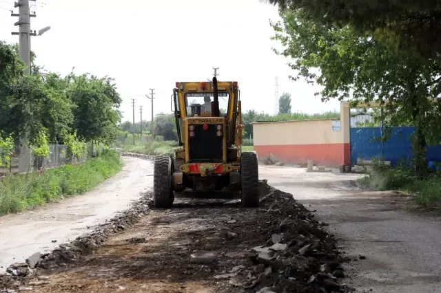 Başkan Akın'dan müjde: 'Ova yolları asfaltlanıyor' Başkan Akın'dan müjde: 'Ova yolları asfaltlanıyor'