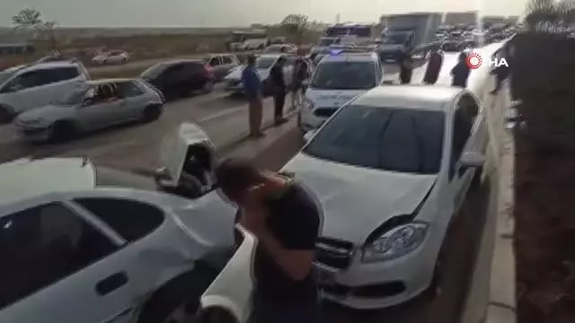 Son dakika haber: Başkent'te zincirleme kaza: 2 yaralı Son dakika haber: Başkent'te zincirleme kaza: 2 yaralı