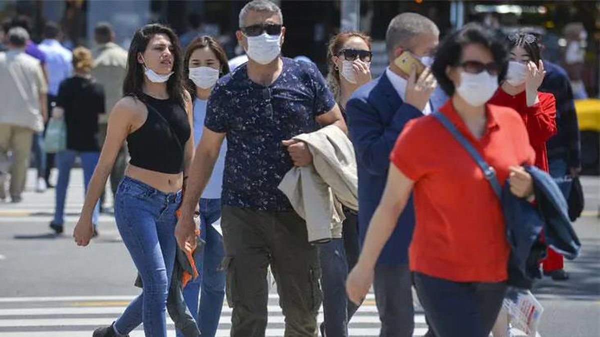 Bayram sonrasında kademeli normalleşme planı! Önce okullar açılacak sonra sırasıyla küçük esnaf ve restoranlar