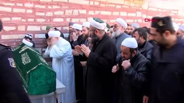 BAYRAMPAŞA'DA KARDEŞİN ÖLDÜĞÜ ABİNİN YARALANDIĞI BIÇAKLI SALDIRI DAVASI BAYRAMPAŞA'DA KARDEŞİN ÖLDÜĞÜ ABİNİN YARALANDIĞI BIÇAKLI SALDIRI DAVASI