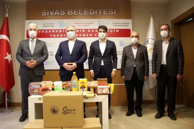 Sivas Belediyesi'nden Ramazan desteği: 10 bin kişiye ödeme yapılacak Sivas Belediyesi'nden Ramazan desteği: 10 bin kişiye ödeme yapılacak