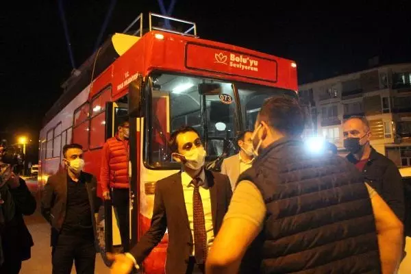BOLU BELEDİYENİN MOBİL KONSER ETKİNLİĞİ İZİN ALINMADIĞI İÇİN SONLANDIRILDI BOLU BELEDİYENİN MOBİL KONSER ETKİNLİĞİ İZİN ALINMADIĞI İÇİN SONLANDIRILDI