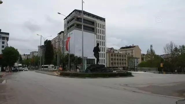 Bilecik'te 'tam kapanma'ya uyuluyor Bilecik'te 'tam kapanma'ya uyuluyor