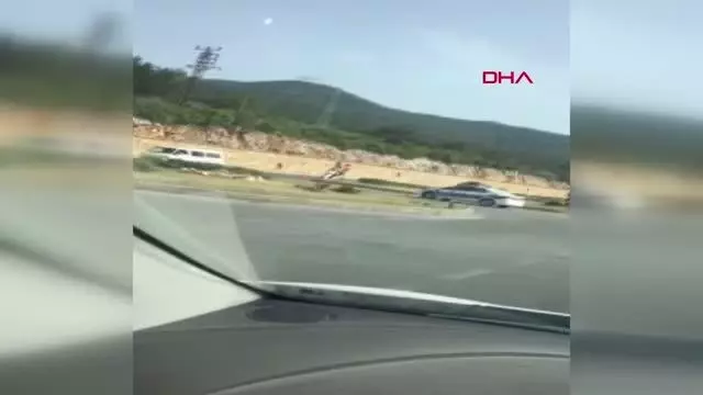 Bodrum'da TIR devrildi: 1 yaralı Bodrum'da TIR devrildi: 1 yaralı