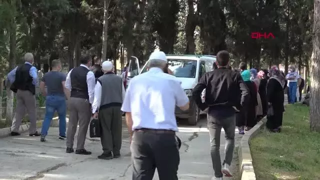 BURSA DEVRİLEN SERVİS MİDİBÜSÜNDE HAYATINI KAYBEDEN İLKNUR KAYA TOPRAĞA VERİLDİ BURSA DEVRİLEN SERVİS MİDİBÜSÜNDE HAYATINI KAYBEDEN İLKNUR KAYA TOPRAĞA VERİLDİ