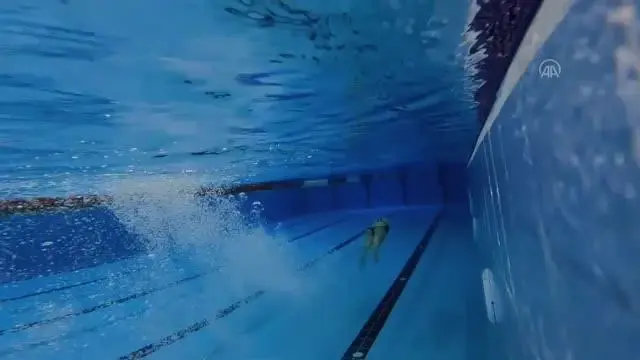 Cankurtaran belgesini alan down sendromlu sporcu yüzme antrenörü olmak istiyor Cankurtaran belgesini alan down sendromlu sporcu yüzme antrenörü olmak istiyor