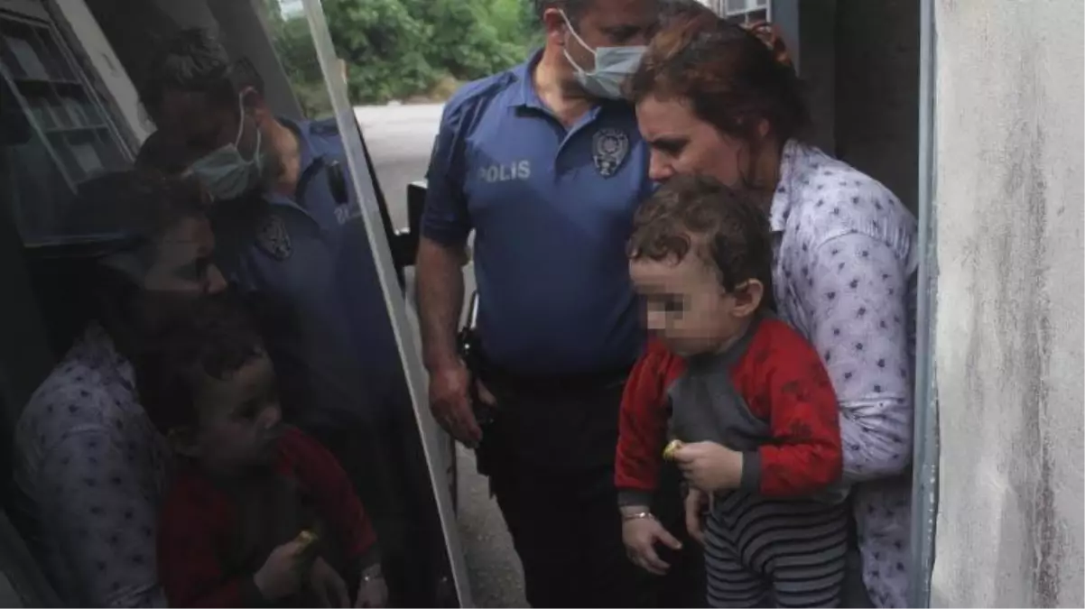 eziyete komsular dur dedi cocuklarini dovup balkondan sarkitan anne gozaltinda