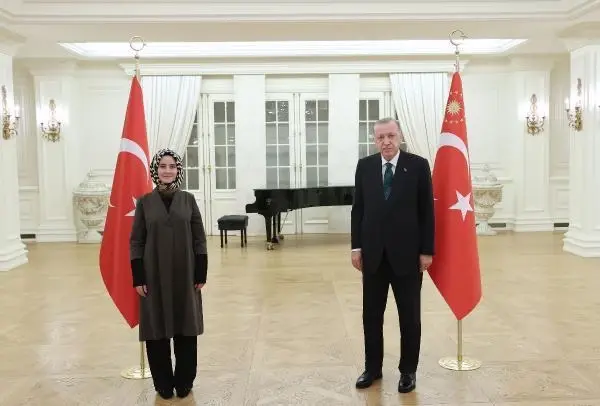 Cumhurbaşkanı Erdoğan, Öğretmenlerle iftar yaptı Cumhurbaşkanı Erdoğan, Öğretmenlerle iftar yaptı