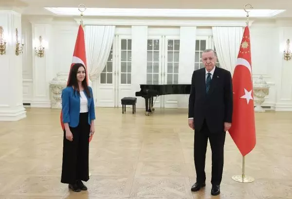 Cumhurbaşkanı Erdoğan, Öğretmenlerle iftar yaptı Cumhurbaşkanı Erdoğan, Öğretmenlerle iftar yaptı