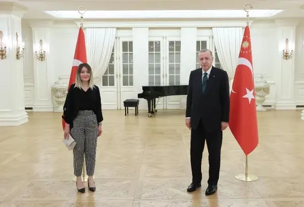 Cumhurbaşkanı Erdoğan, Öğretmenlerle iftar yaptı Cumhurbaşkanı Erdoğan, Öğretmenlerle iftar yaptı
