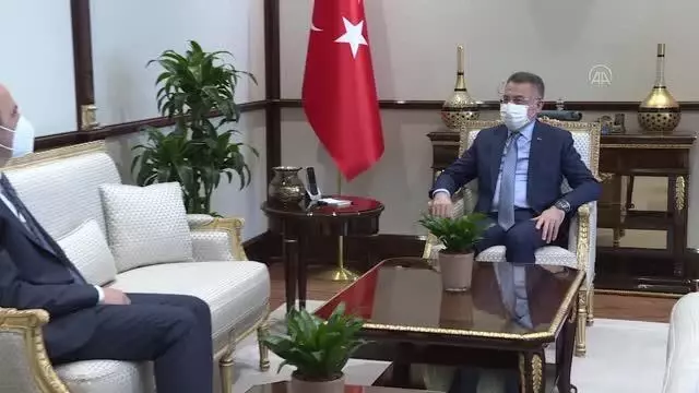 Cumhurbaşkanı Yardımcısı Oktay, Türk Dünyası Belediyeler Birliği Başkanı Altay'ı kabul etti Cumhurbaşkanı Yardımcısı Oktay, Türk Dünyası Belediyeler Birliği Başkanı Altay'ı kabul etti
