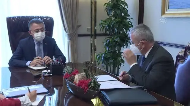 Son dakika haber | Cumhurbaşkanı Yardımcısı Oktay, Türk Patent ve Marka Kurumu Başkanı Asan'ı kabul etti Son dakika haber | Cumhurbaşkanı Yardımcısı Oktay, Türk Patent ve Marka Kurumu Başkanı Asan'ı kabul etti