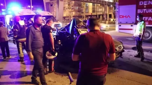 DENİZLİ KONTROLDEN ÇIKAN OTOMOBİL KARŞI ŞERİTTEKİ MİNİBÜSLE ÇARPIŞTI: 1'İ AĞIR 2 YARALI DENİZLİ KONTROLDEN ÇIKAN OTOMOBİL KARŞI ŞERİTTEKİ MİNİBÜSLE ÇARPIŞTI: 1'İ AĞIR 2 YARALI