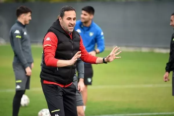 Denizlispor'da hedefler tutmadı Denizlispor'da hedefler tutmadı