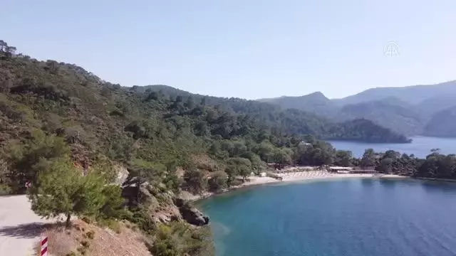 (DRONE) Turizm merkezlerinde 'tam kapanma' sessizliği sürüyor (DRONE) Turizm merkezlerinde 'tam kapanma' sessizliği sürüyor