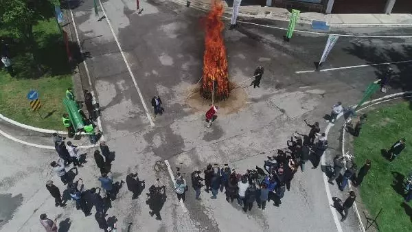 Edirne'de 1400 yıllık 'Kakava ateşi' bu yıl da sembolik yakılacak Edirne'de 1400 yıllık 'Kakava ateşi' bu yıl da sembolik yakılacak