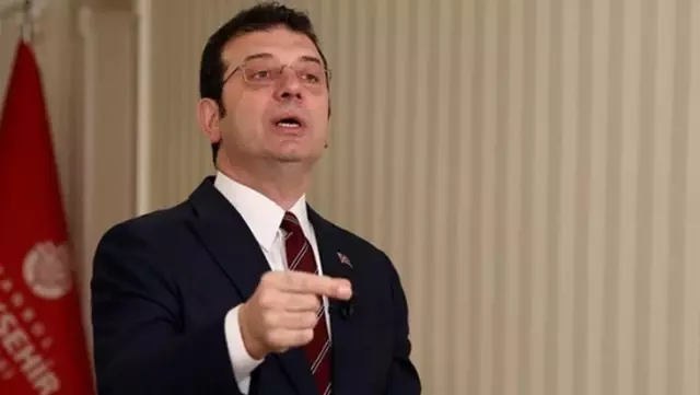 Ekrem İmamoğlu'na 'Türbeye girerken ellerini arkadan bağladı' soruşturması! Murat Ongun da doğruladı Ekrem İmamoğlu'na 'Türbeye girerken ellerini arkadan bağladı' soruşturması! Murat Ongun da doğruladı
