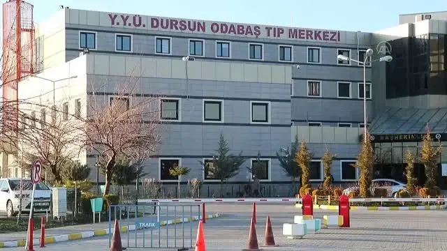 Entübe edilen felçli kadın, beyin toplardamarındaki pıhtının alınmasıyla sağlığına kavuştu Entübe edilen felçli kadın, beyin toplardamarındaki pıhtının alınmasıyla sağlığına kavuştu