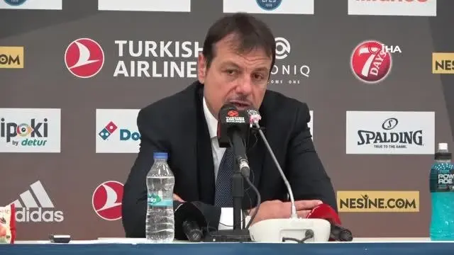 Ergin Ataman: 'İki senedir oynadığımız basketbolla şampiyon olmayı hak ediyoruz' Ergin Ataman: 'İki senedir oynadığımız basketbolla şampiyon olmayı hak ediyoruz'