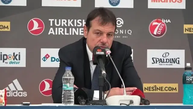 Ergin Ataman: 'İki senedir oynadığımız basketbolla şampiyon olmayı hak ediyoruz' Ergin Ataman: 'İki senedir oynadığımız basketbolla şampiyon olmayı hak ediyoruz'