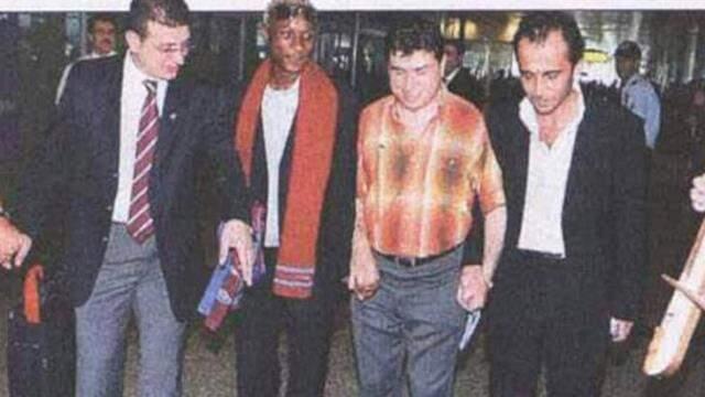 Eski Trabzonsporlu Yattara: İBB Başkanı Ekrem İmamoğlu'nu çok seviyorum Eski Trabzonsporlu Yattara: İBB Başkanı Ekrem İmamoğlu'nu çok seviyorum