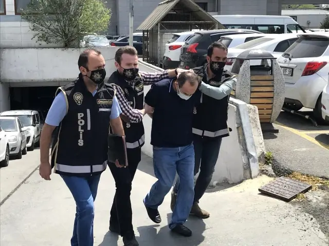 FETÖ'nün Afrika sorumlusu adliyeye sevk edildi FETÖ'nün Afrika sorumlusu adliyeye sevk edildi
