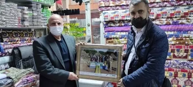 Hayırsever esnaftan Gine'ye su kuyusu hayrı Hayırsever esnaftan Gine'ye su kuyusu hayrı