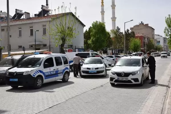 'Hortum almaya çıktık' dediler, 3 bin 150'şer lira ceza yediler 'Hortum almaya çıktık' dediler, 3 bin 150'şer lira ceza yediler