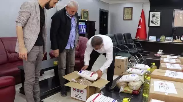 İhtiyaç sahibi ailelere gıda yardımı yapıldı İhtiyaç sahibi ailelere gıda yardımı yapıldı