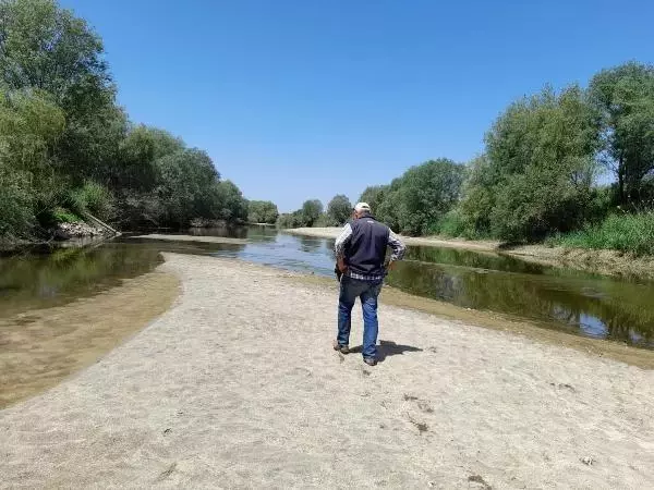 AYDIN İLK KEZ BÖYLE GÖRÜNTÜLENDİ, BÜYÜK MENDERES NEHRİ KURUDU AYDIN İLK KEZ BÖYLE GÖRÜNTÜLENDİ, BÜYÜK MENDERES NEHRİ KURUDU