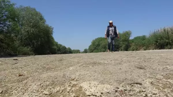 AYDIN İLK KEZ BÖYLE GÖRÜNTÜLENDİ, BÜYÜK MENDERES NEHRİ KURUDU AYDIN İLK KEZ BÖYLE GÖRÜNTÜLENDİ, BÜYÜK MENDERES NEHRİ KURUDU