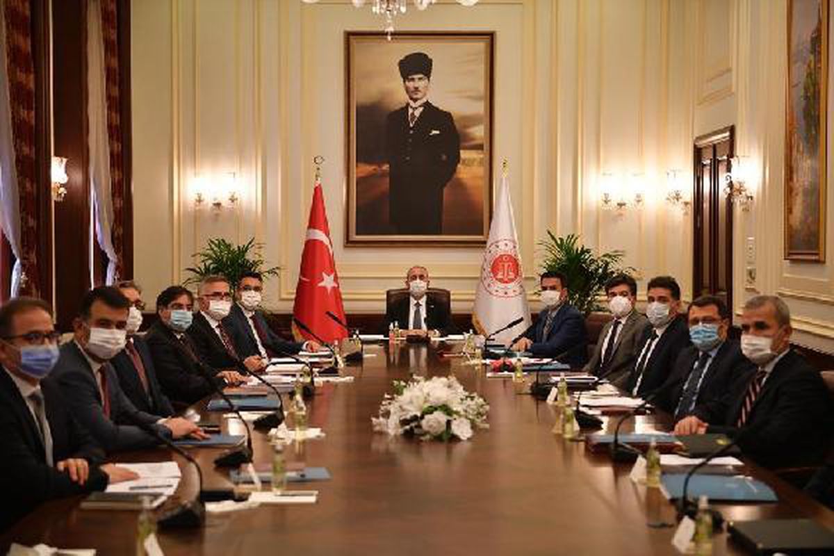 İNSAN HAKLARI EYLEM PLANI İÇİN 'TAKİP KURULU' OLUŞTURULDU