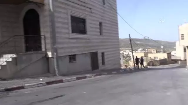 İsrail güçleri 'Akrıba' köyüne baskın düzenledi İsrail güçleri 'Akrıba' köyüne baskın düzenledi