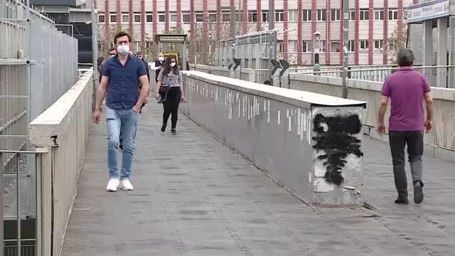 Drone - 'Tam kapanma'nın trafikte oluşturduğu sakinlik sürüyor - 15 Temmuz Şehitler Köprüsü Drone - 'Tam kapanma'nın trafikte oluşturduğu sakinlik sürüyor - 15 Temmuz Şehitler Köprüsü