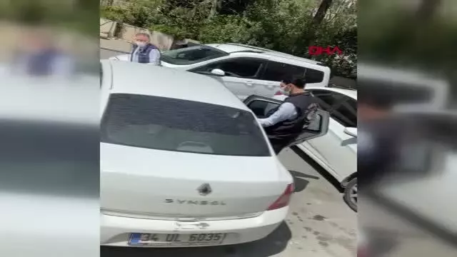 Son dakika haber: İSTANBUL-FATİH'TE EVİNE GİTTİĞİ KİŞİYİ BOĞARAK ÖLDÜREN ŞÜPHELİ TUTUKLANDI Son dakika haber: İSTANBUL-FATİH'TE EVİNE GİTTİĞİ KİŞİYİ BOĞARAK ÖLDÜREN ŞÜPHELİ TUTUKLANDI
