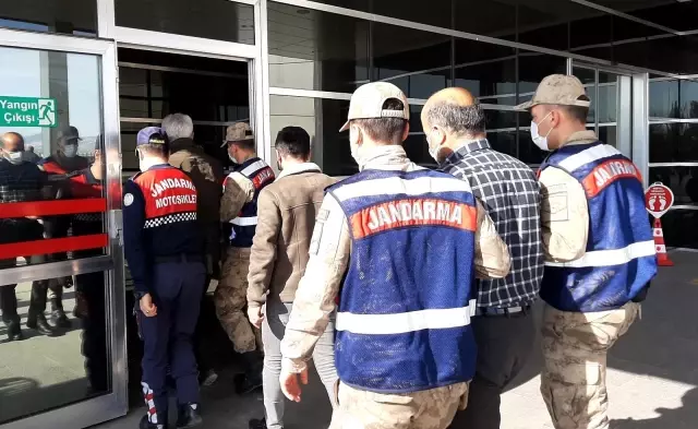 Jandarma terör örgütüne darbe üstüne darbe indirdi Jandarma terör örgütüne darbe üstüne darbe indirdi