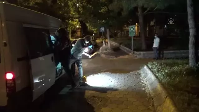 Son dakika haberi | KAHRAMANMARAŞ - Tam kapanma sürecini ihlal eden ve silahla havaya ateş eden 4 kişi yakalandı Son dakika haberi | KAHRAMANMARAŞ - Tam kapanma sürecini ihlal eden ve silahla havaya ateş eden 4 kişi yakalandı