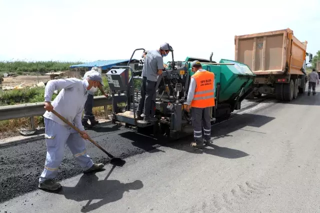 Kanal Sokak yolu yenileniyor Kanal Sokak yolu yenileniyor