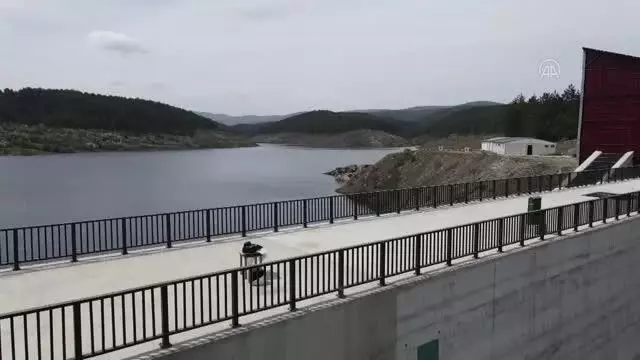 KASTAMONU - 10 bin 630 dekar tarım arazisin sulanacağı Hasanlı Göleti'nde çalışmalar sürüyor KASTAMONU - 10 bin 630 dekar tarım arazisin sulanacağı Hasanlı Göleti'nde çalışmalar sürüyor