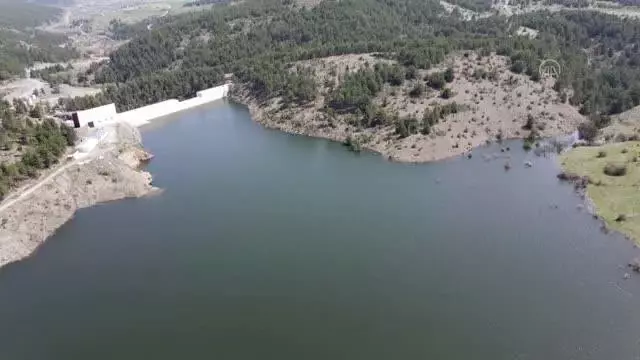 KASTAMONU - 10 bin 630 dekar tarım arazisin sulanacağı Hasanlı Göleti'nde çalışmalar sürüyor KASTAMONU - 10 bin 630 dekar tarım arazisin sulanacağı Hasanlı Göleti'nde çalışmalar sürüyor