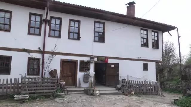 KASTAMONU - Bir kentin 'Sabiha ebesi' 87 yaşında anılarıyla yaşıyor KASTAMONU - Bir kentin 'Sabiha ebesi' 87 yaşında anılarıyla yaşıyor