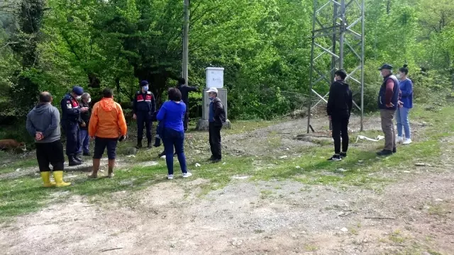 Kayıp yaşlı adamı bulmak için ekipler seferber oldu Kayıp yaşlı adamı bulmak için ekipler seferber oldu